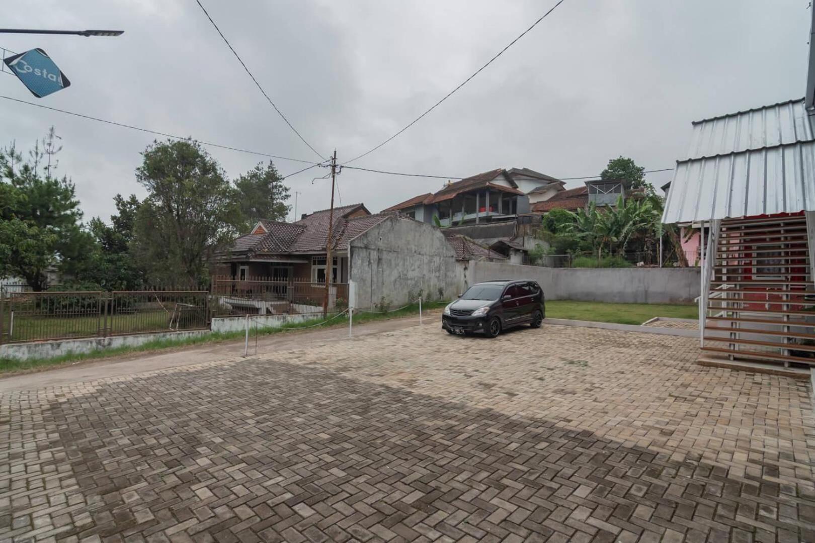 Reddoorz Plus Near Lembang Park & Zoo المظهر الخارجي الصورة